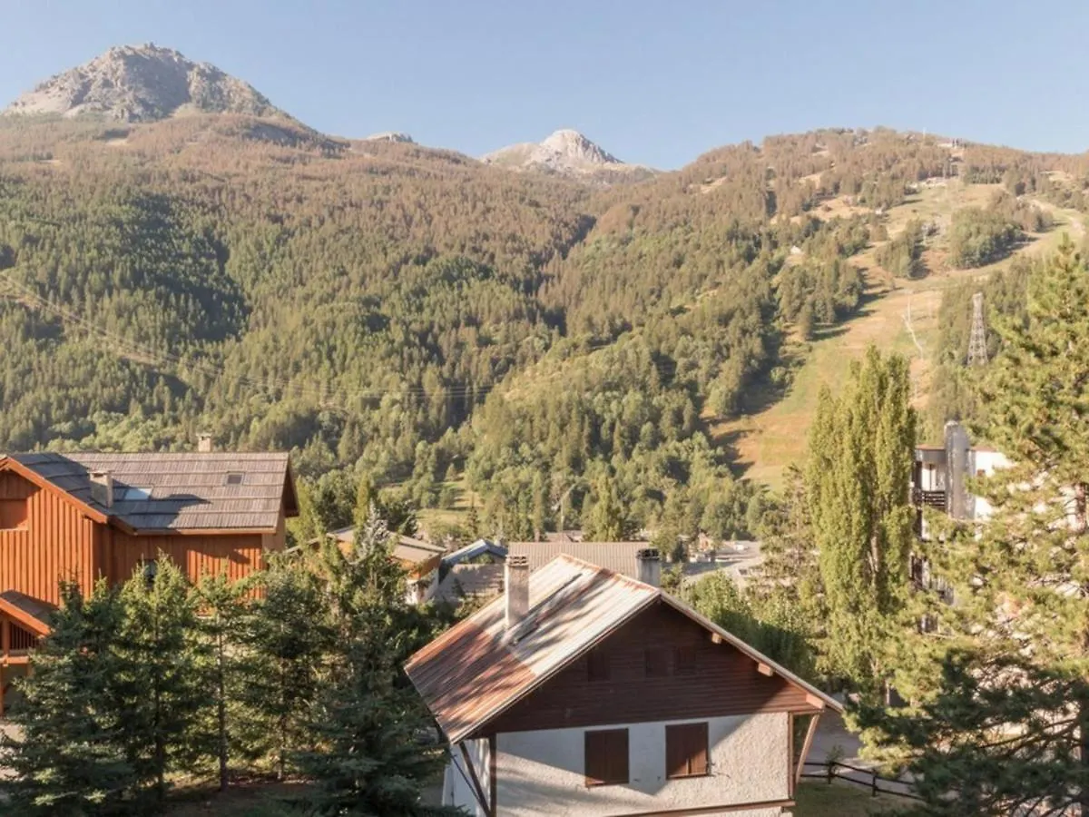 Studio Pour 4 Pers A Chantemerle, Serre-Chevalier Avec Balcon, Parking Et Equipements Complets - Fr-1-330E-70 Saint-Chaffrey 0*,  Francie